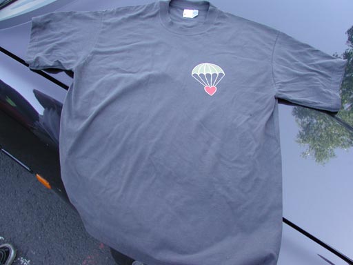 Fallschirmtshirt